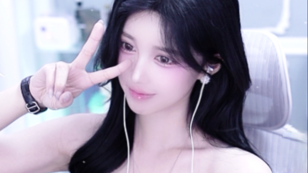 이지아ෆ